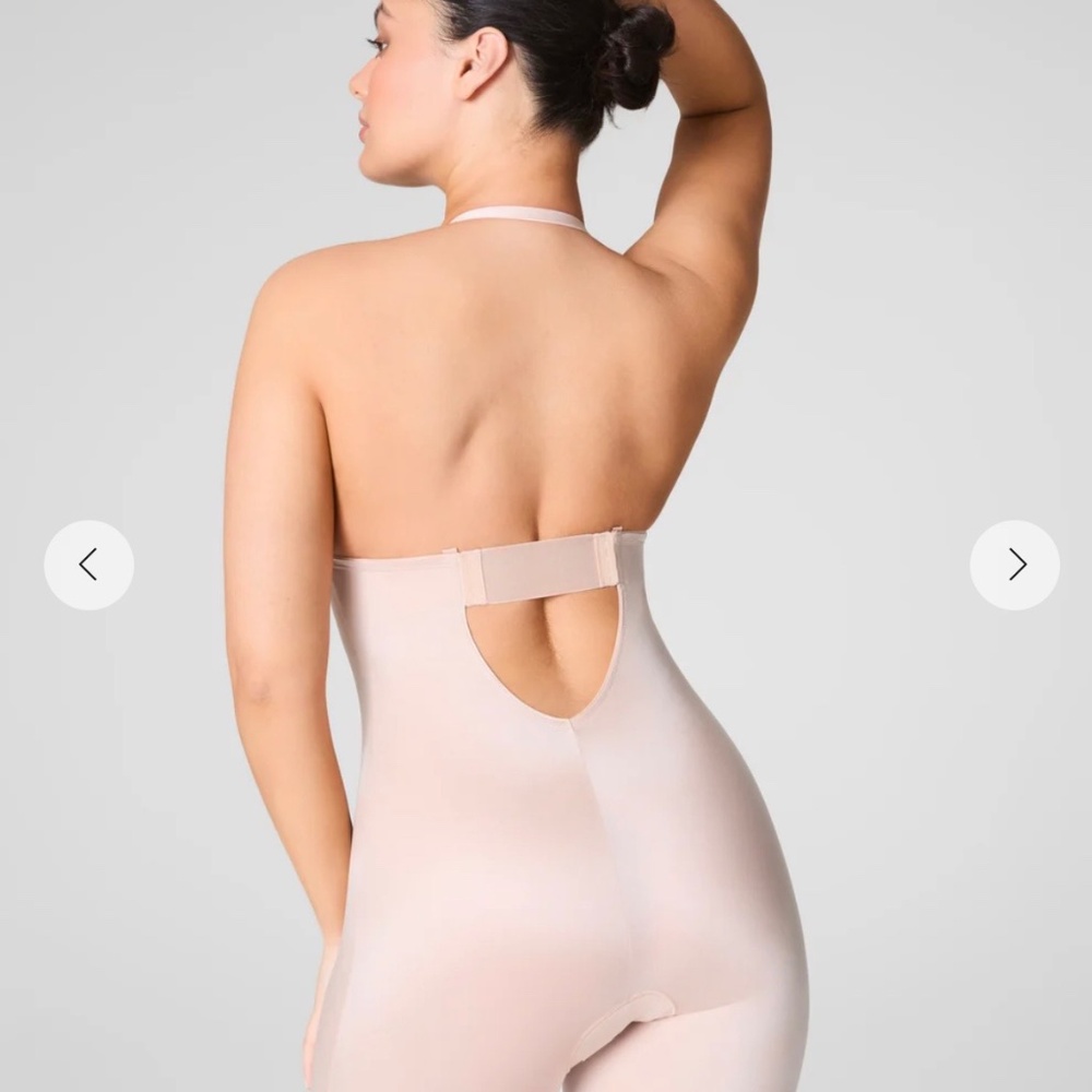 SPANX Plunge Low Back Mid Thigh Bodysuit - Size M - Picture 5 of 7